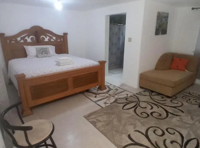 Bed & Breakfast Grace Garden By Eminence Ent Ocho Rios