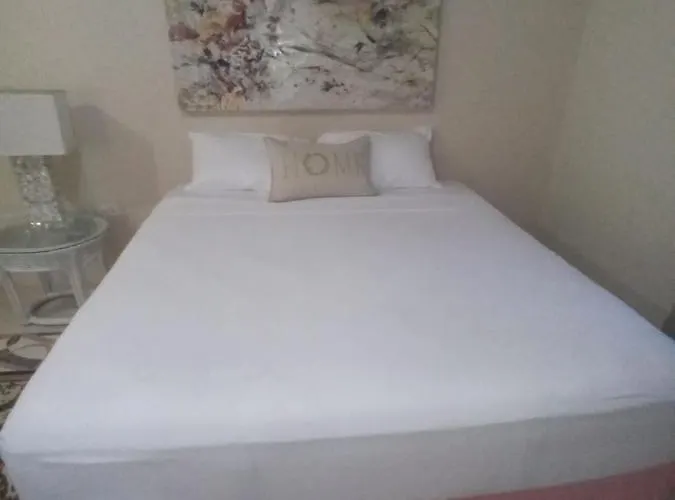 Grace Garden By Eminence Ent Bed & Breakfast 3*