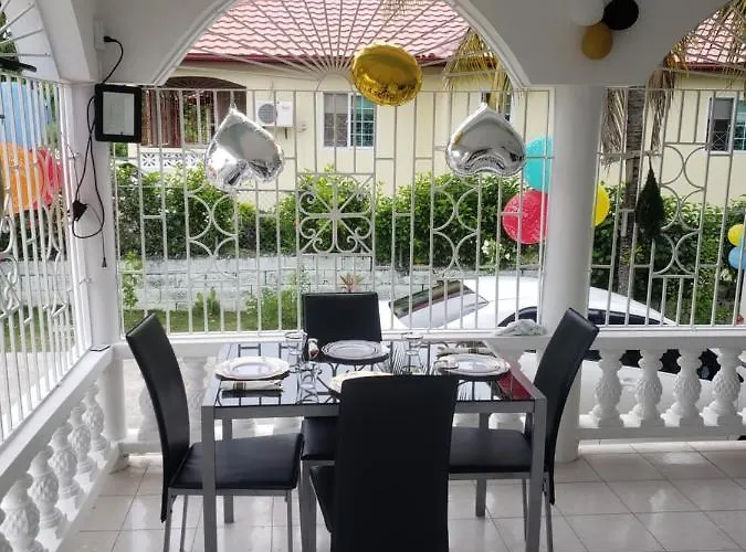 Bed & Breakfast Grace Garden By Eminence Ent Ocho Rios